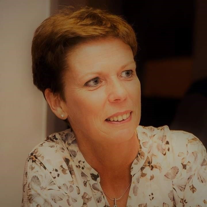 Mieke Bruyninckx + 1